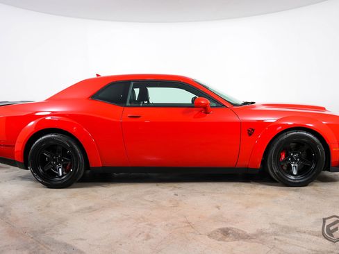 Used 2018 Dodge Challenger SRT Demon image 2
