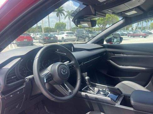 Certified 2025 MAZDA MAZDA3 s Sport image 38