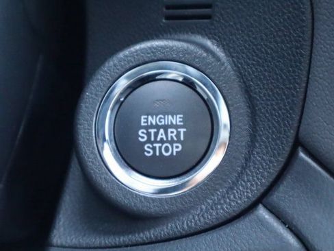 Certified 2025 Subaru Outback Wilderness w/ Wilderness Package image 17