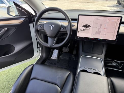 Used 2023 Tesla Model Y Long Range image 22