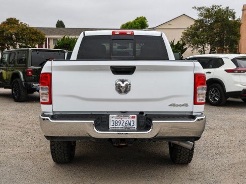 Used 2024 RAM 2500 Tradesman w/ Chrome Appearance Group AWD/4WD image 5