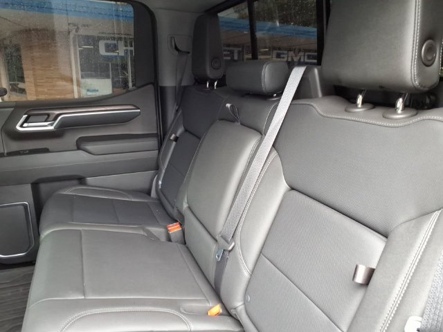 Used 2022 GMC Sierra 1500 SLT w/ SLT Premium Plus Package AWD/4WD image 11