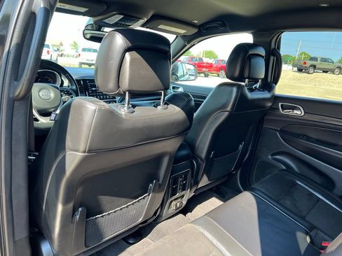 Used 2022 Jeep Grand Cherokee Laredo X AWD/4WD image 21