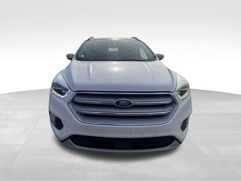 Used 2019 Ford Escape Titanium AWD/4WD image 16