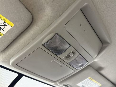 Used 2021 Nissan Frontier S image 17