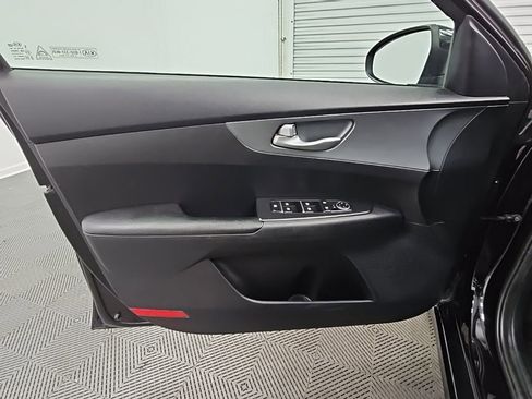 Used 2019 Kia Forte LXS image 26