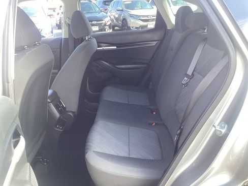 Used 2024 Kia Seltos LX AWD/4WD image 13