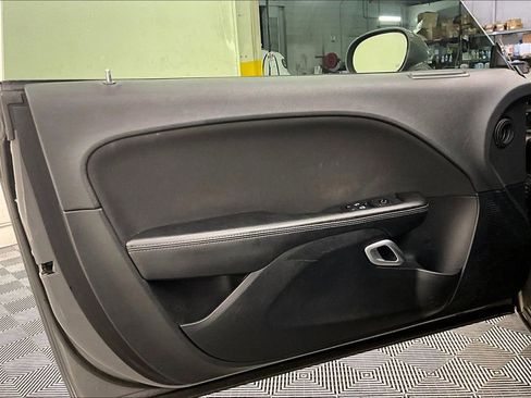 Used 2019 Dodge Challenger SXT image 24