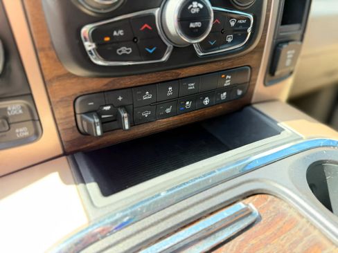 Used 2016 RAM 1500 Laramie Longhorn AWD/4WD image 35