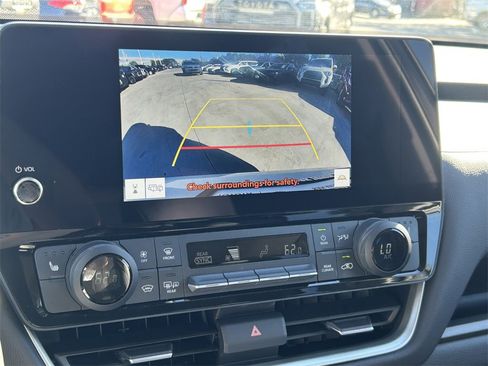 Used 2024 Toyota Grand Highlander XLE image 39