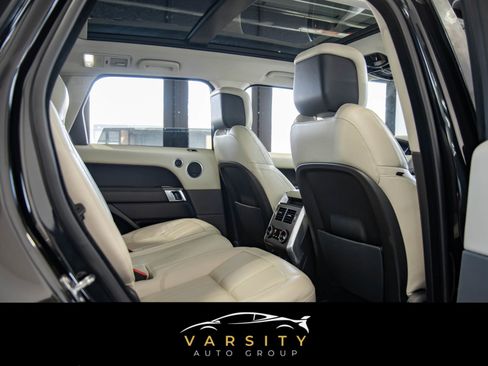 Used 2018 Land Rover Range Rover Sport HSE image 18
