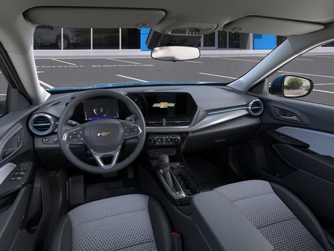New 2026 Chevrolet Trax LT w/ Driver Confidence Package FWD image 15