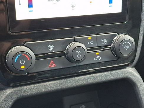 Certified 2025 Ford Ranger XLT w/ FX4 Off-Road Package AWD/4WD image 15