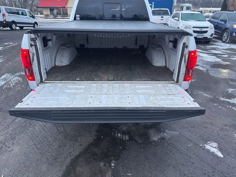 Used 2017 Ford F150 Lariat image 6