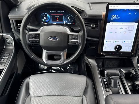 Used 2023 Ford F150 Lightning Lariat image 13