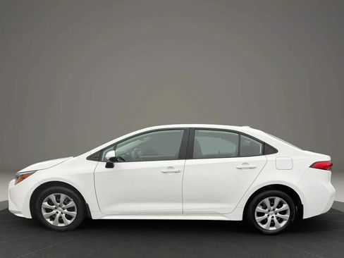 Used 2023 Toyota Corolla LE w/ Carpet Mat Package (TMS) FWD image 8