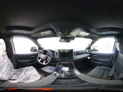 New 2025 Toyota Tundra Platinum image 55