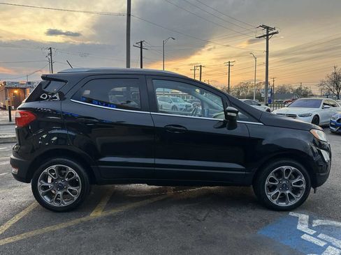 Used 2020 Ford EcoSport Titanium image 4