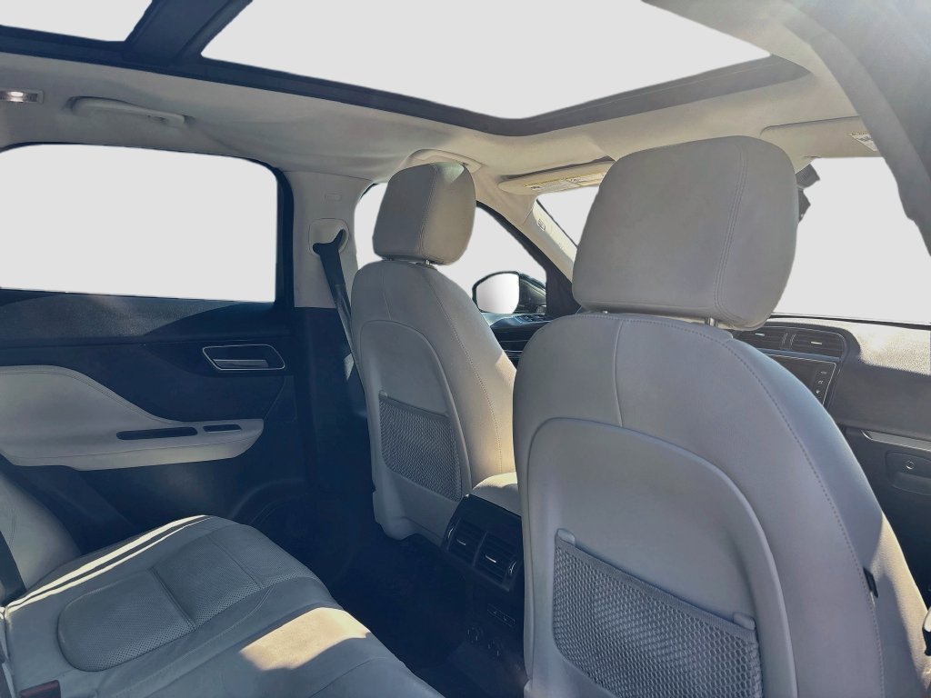 Used 2018 Jaguar F-PACE Prestige AWD/4WD image 9