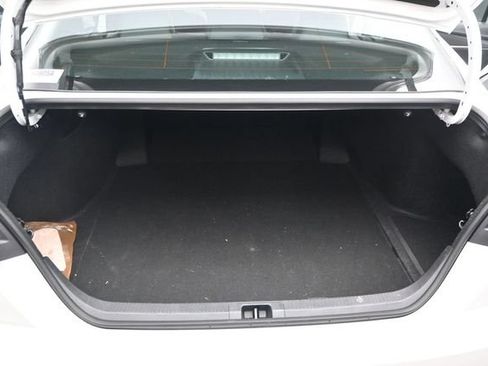 Used 2025 Toyota Camry SE FWD image 14