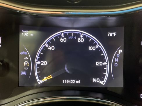 Used 2016 Jeep Grand Cherokee Limited 75th Anniversary AWD/4WD image 33