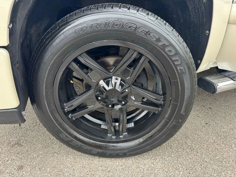 Used 2011 GMC Sierra 1500 Denali image 30