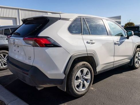 Used 2024 Toyota RAV4 LE AWD/4WD image 3