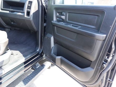Used 2022 RAM 1500 Express w/ Wheel & Sound Group AWD/4WD image 30
