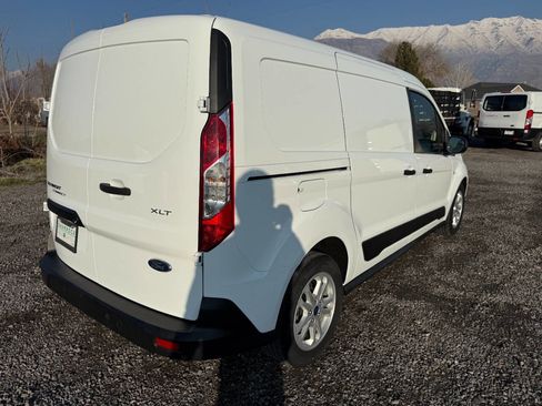 Used 2021 Ford Transit Connect XLT image 3