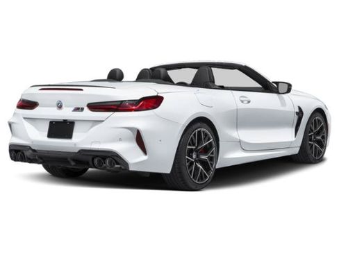 Used 2023 BMW M8 Competition w/ M Carbon Exterior Package AWD/4WD image 5