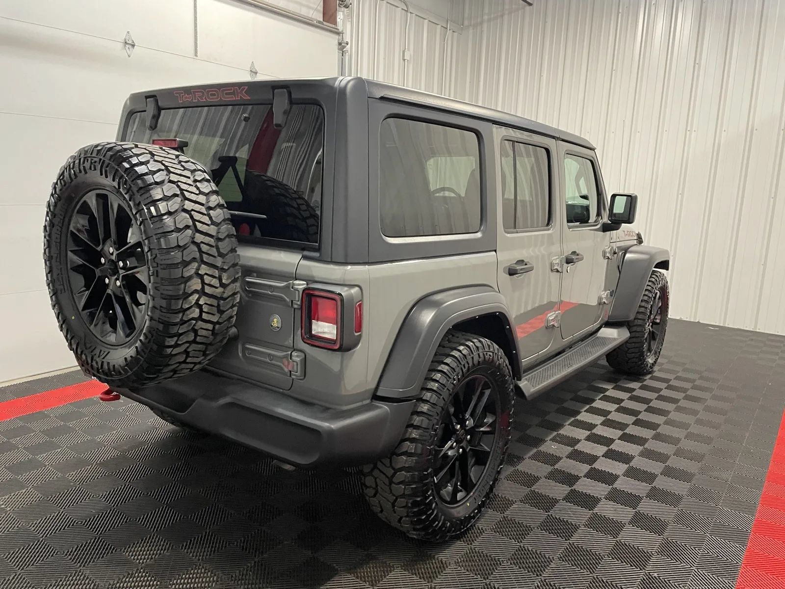 Used 2021 Jeep Wrangler Unlimited Sport AWD/4WD image 8