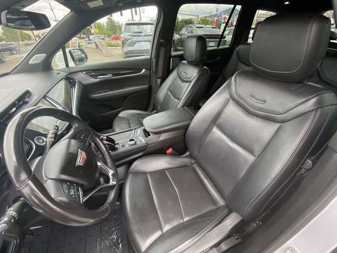 Used 2023 Cadillac XT6 Premium Luxury AWD/4WD image 11