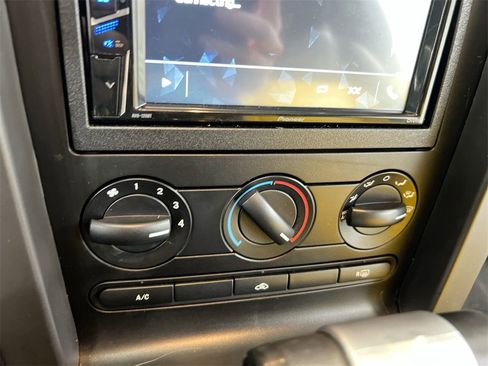 Used 2005 Ford Mustang GT image 15