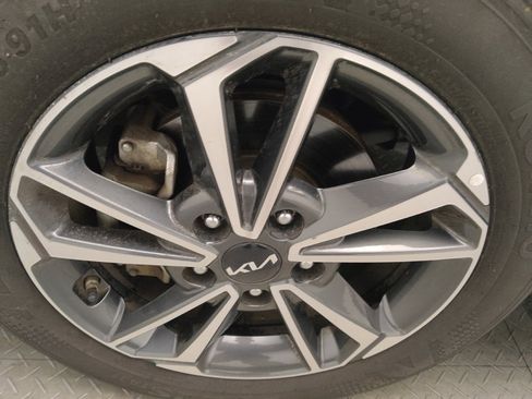 Used 2023 Kia Forte LXS FWD image 31