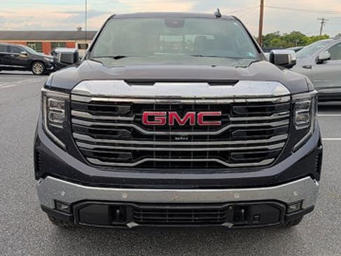 Certified 2023 GMC Sierra 1500 SLT w/ SLT Premium Plus Package AWD/4WD image 2