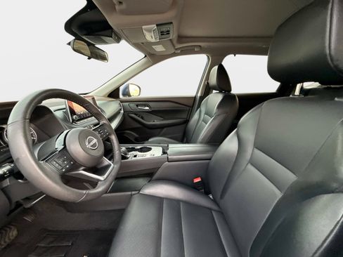 Used 2022 Nissan Rogue SV w/ SV Premium Package image 24