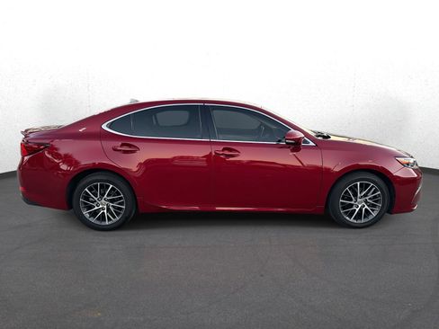 Used 2018 Lexus ES 350 image 2
