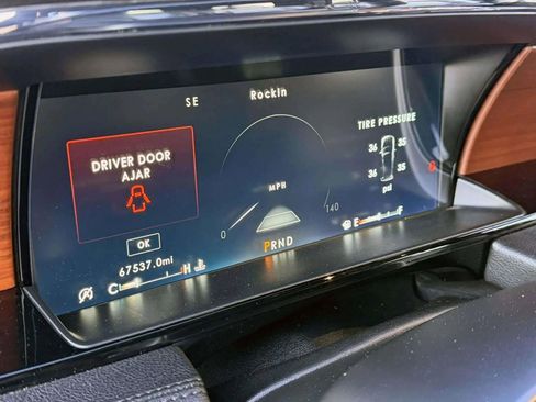 Used 2020 Lincoln Navigator L Reserve w/ Equipment Group 208A Reserve image 29