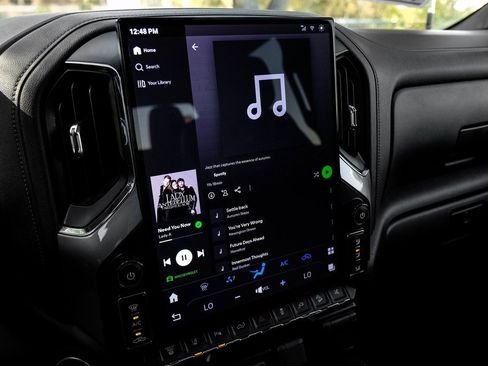 Used 2022 Chevrolet Silverado 2500 High Country w/ Safety Package II image 45