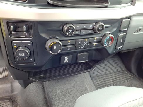 Used 2023 Ford F250 XL w/ XL Chrome Package AWD/4WD image 30