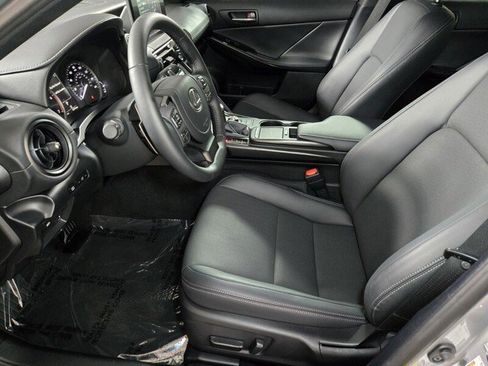 Certified 2025 Lexus IS 300 F Sport image 13