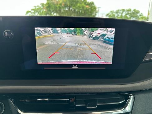 Used 2025 Buick Envista Avenir FWD image 27