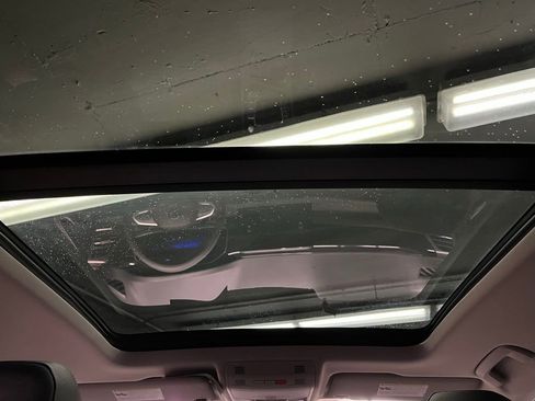 New 2026 Volkswagen Taos SE AWD/4WD image 10