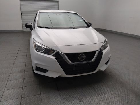 Used 2021 Nissan Versa S FWD image 14
