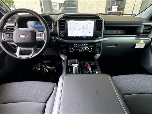 New 2025 Ford F150 Lightning XLT AWD/4WD image 5
