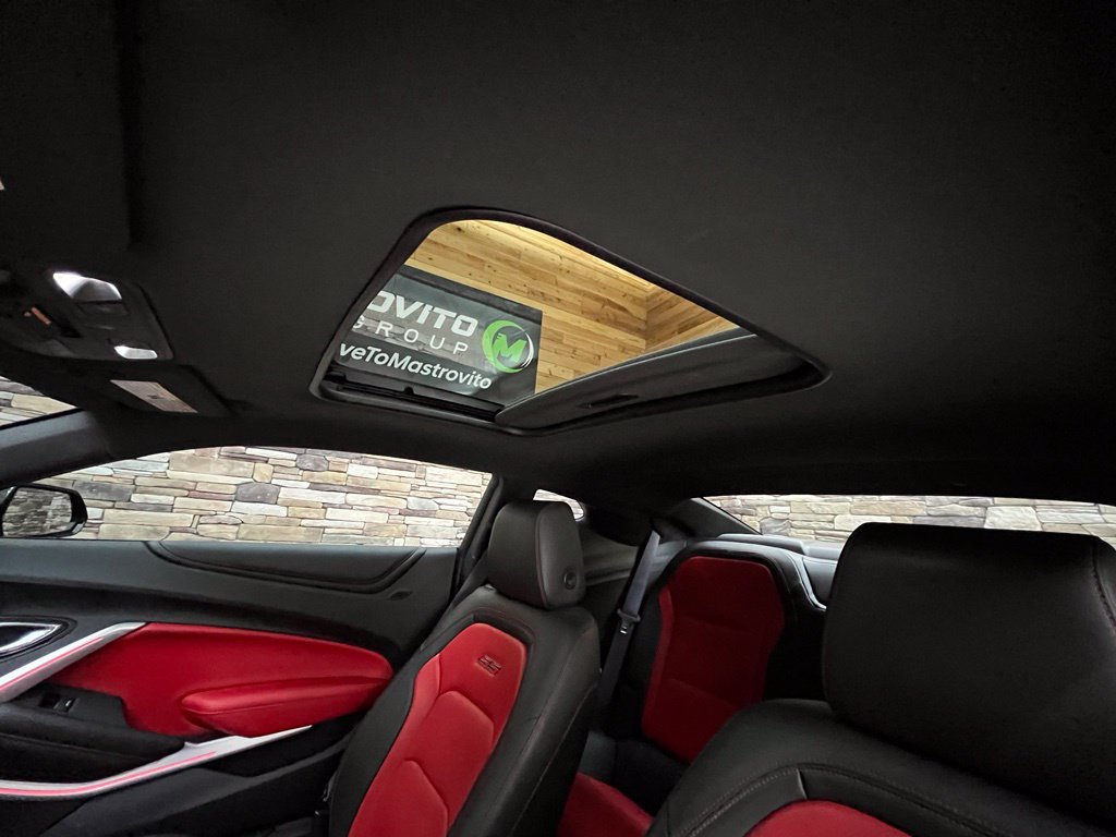 Used 2016 Chevrolet Camaro SS RWD image 41