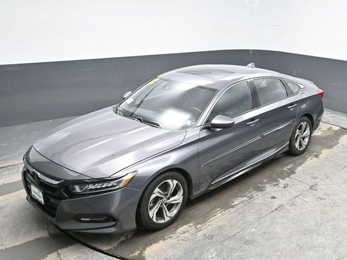 Used 2018 Honda Accord Sport image 22