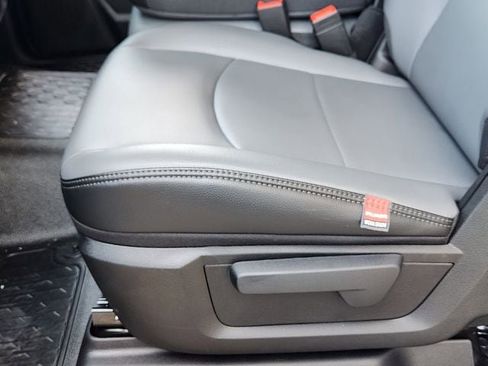 New 2025 RAM 4500 Tradesman image 19