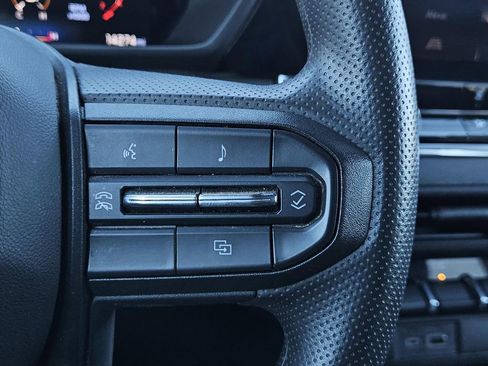 Used 2024 Chevrolet Colorado Trail Boss w/ Advanced Trailering Package image 18