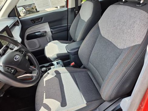 Used 2024 Ford Maverick XLT FWD image 4